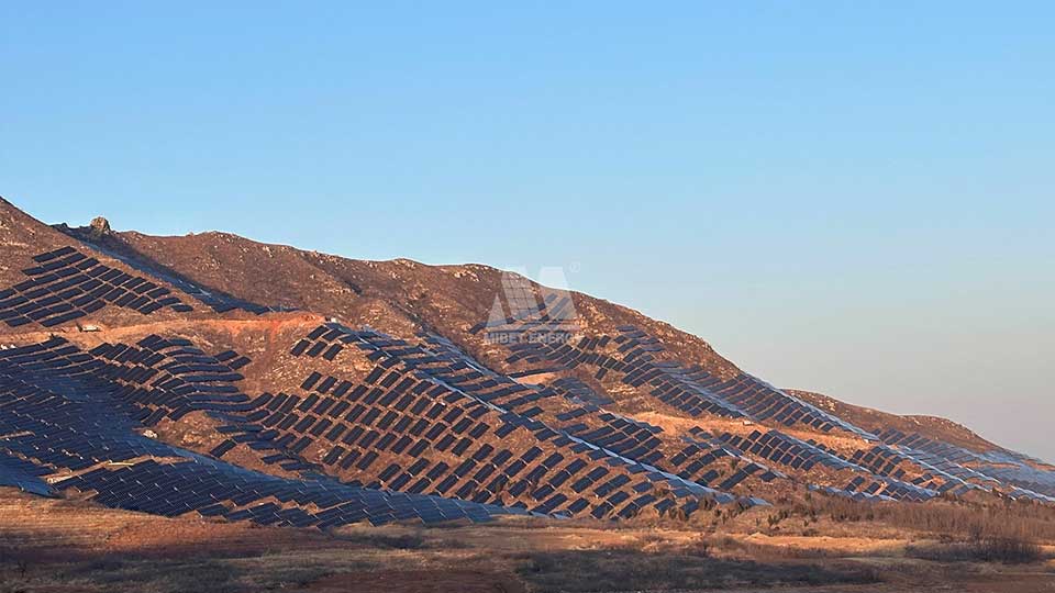 80MW太陽光発電所施工完了